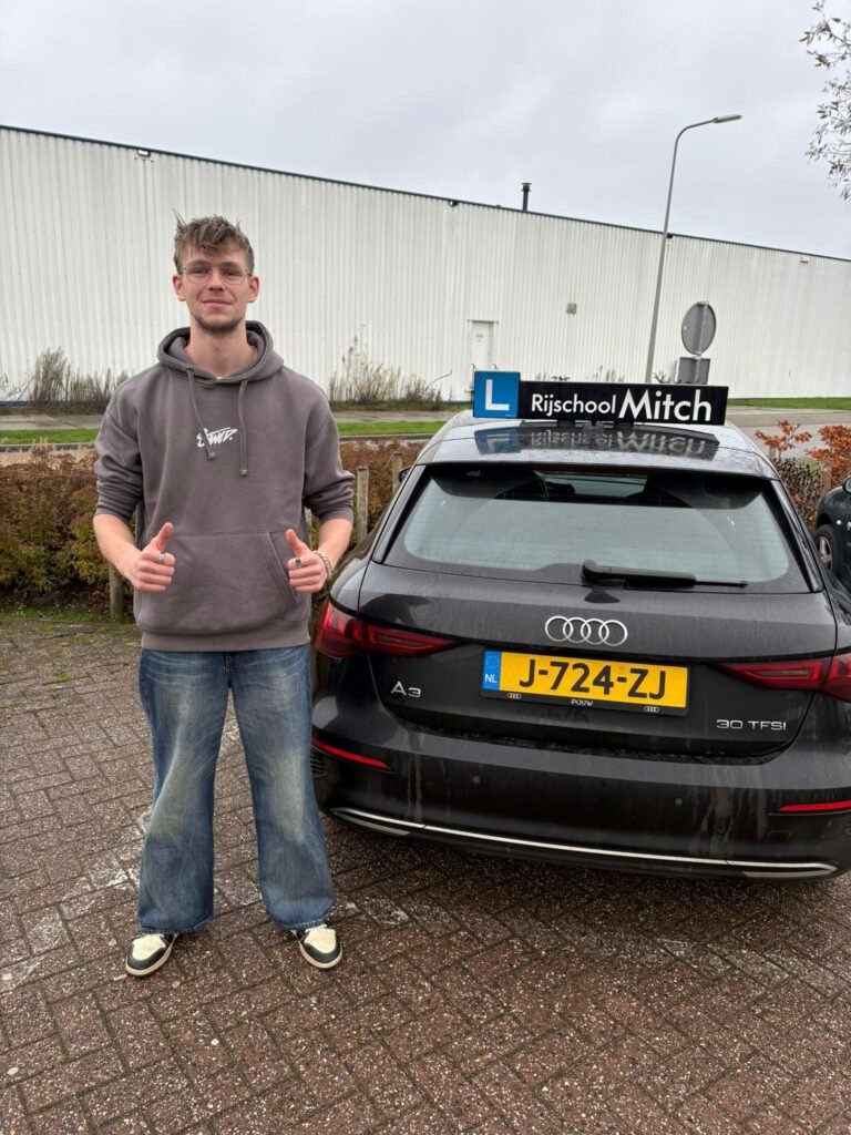 588754780_1790193662035326_3786214302152333167_n